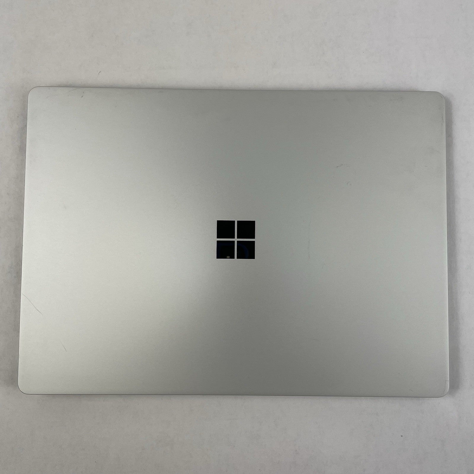 Microsoft Surface 13.3" i7-7660U 2.50 GHz 8 GB RAM 256GB SSD Win11 - READ11