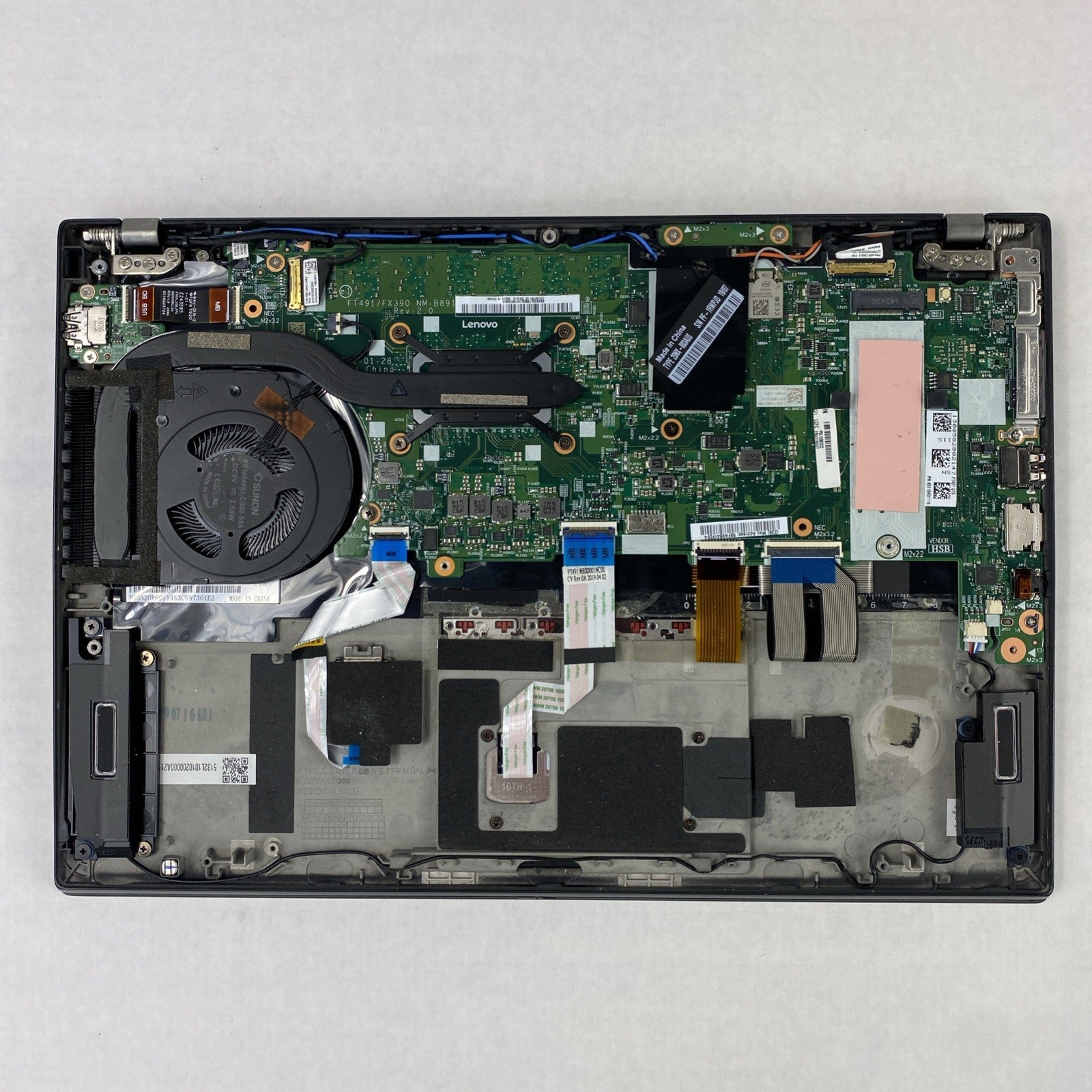 Lenovo ThinkPad T490s Core i5-8365U 1.60 GHz 8GB RAM 14" No Battery No HDD No OS