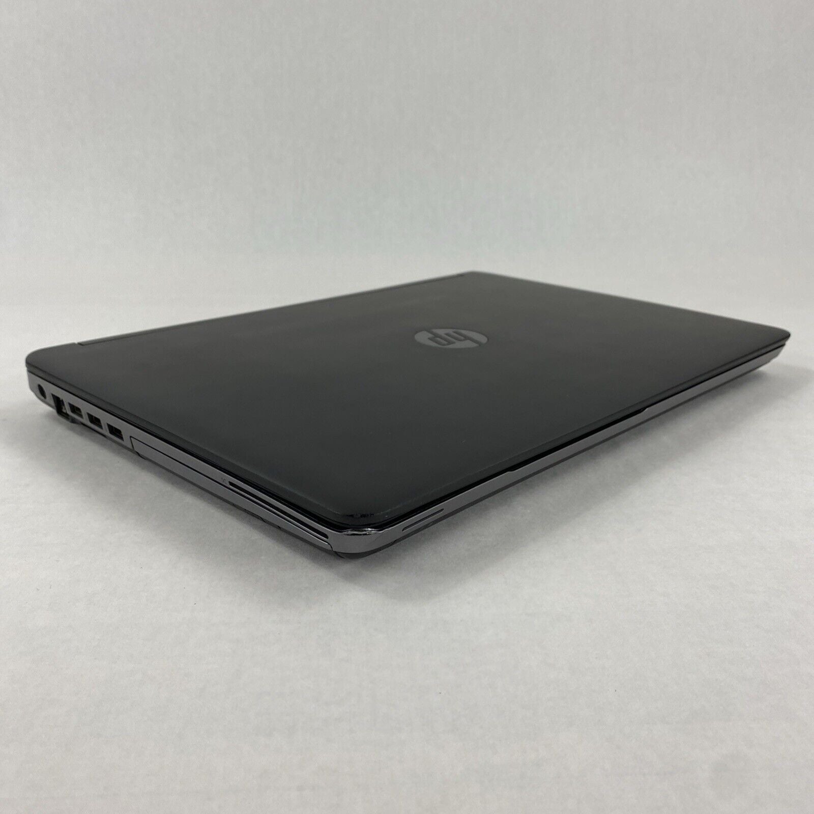 HP ProBook 650 G1 Core i5-4210M 2.60GHz 4GB RAM 15.6" No Battery No HDD No OS