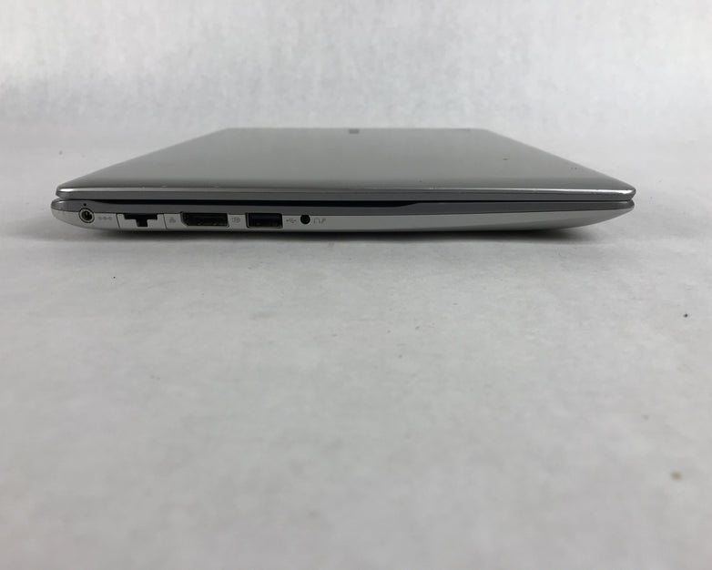 Samsung XE550C22 Chromebook - Celeron 1.30 GHz 4GB Ram 16GB - Battery Below 50%