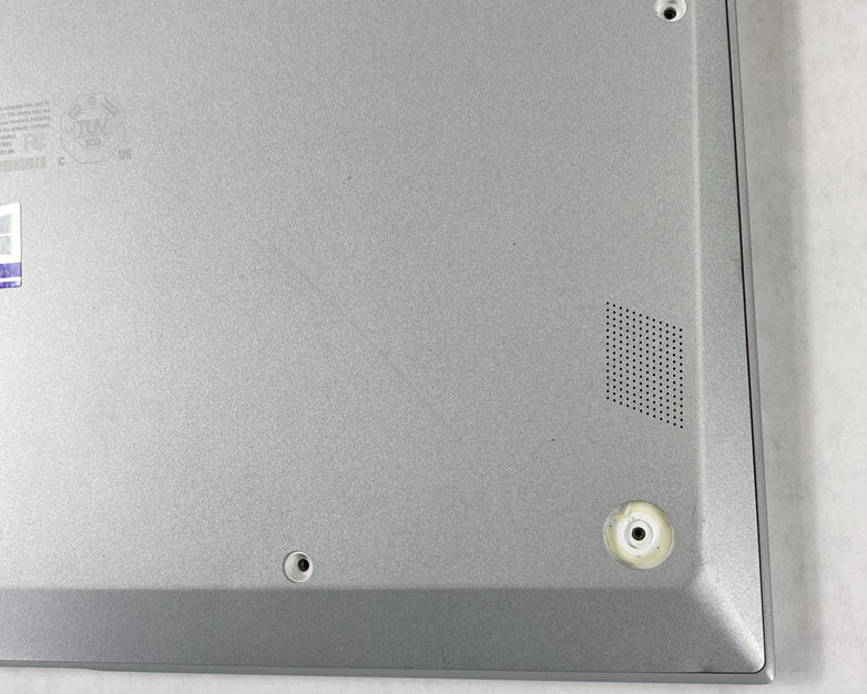 LG Gram 17Z90P-N.APS5U1 Intel Core i7-1165G7 2.80 GHz 16 GB RAM 17" No SSD No OS