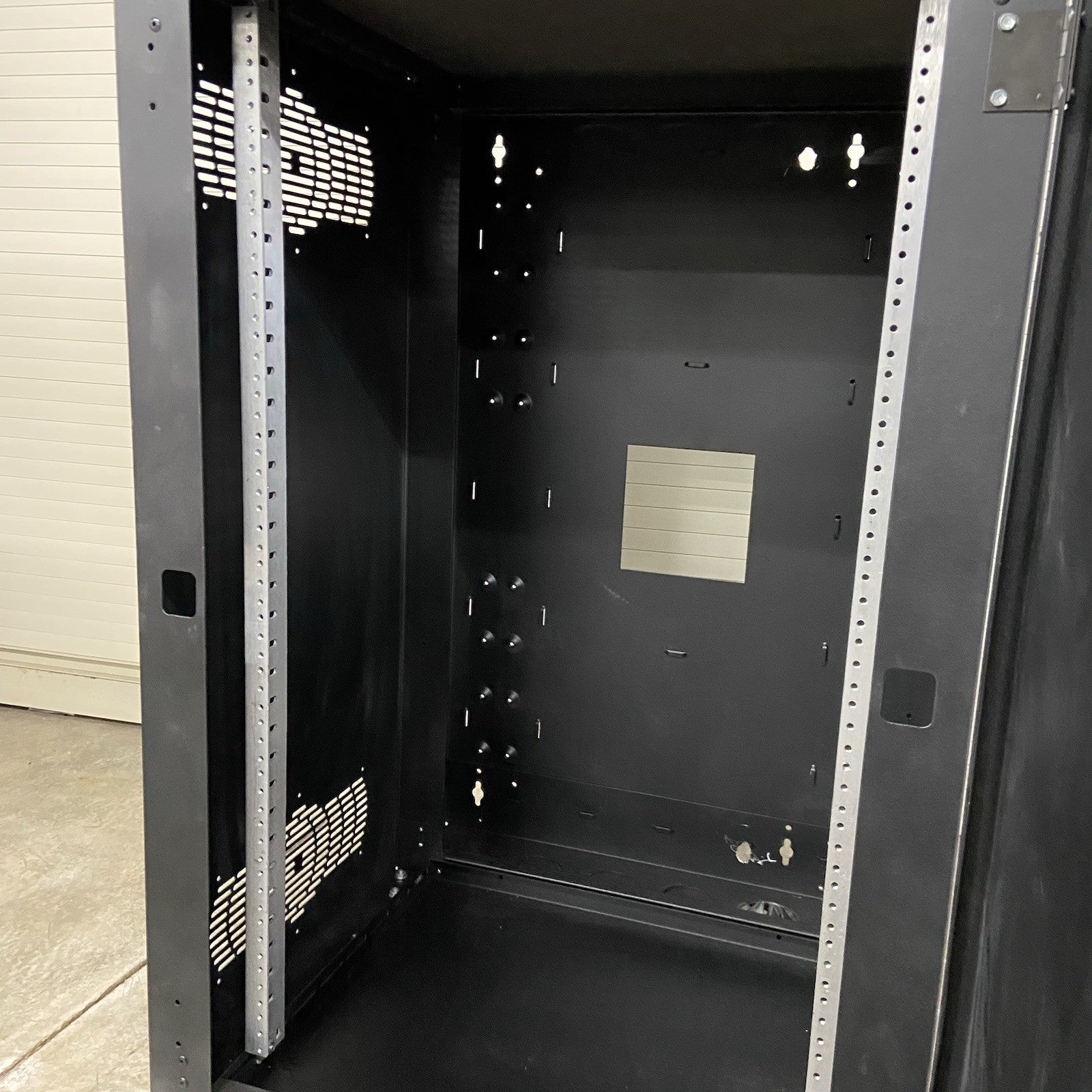 CPI Chatsworth 11840-736 Black Cube-it Wall Cabinet H36" X W24" X D24" With Keys