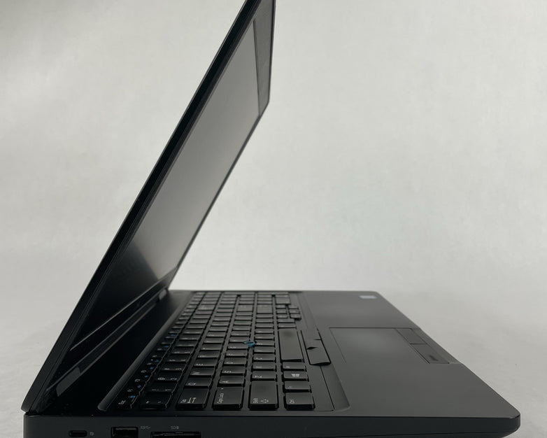 Dell Latitude 5590 15.6" i5-8250U 1.60 GHz 8 GB RAM No SSD/OS/AC/Batt- Bad Front