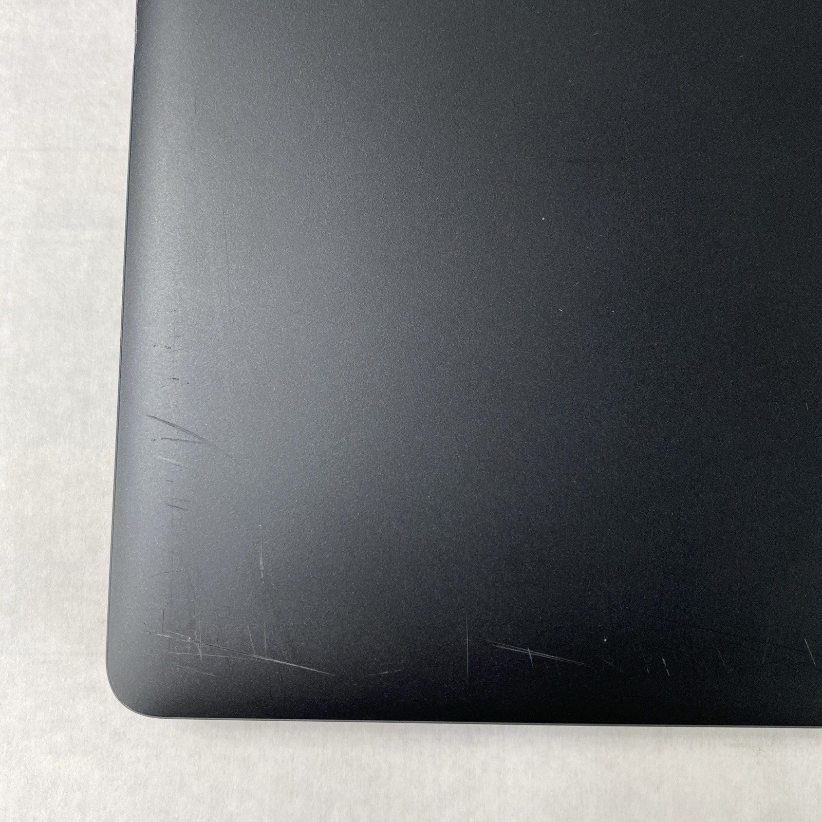 Dell Latitude 3460 Core i5-5200U 2.2GHz 8GB RAM 14.0" No HDD No OS No AC