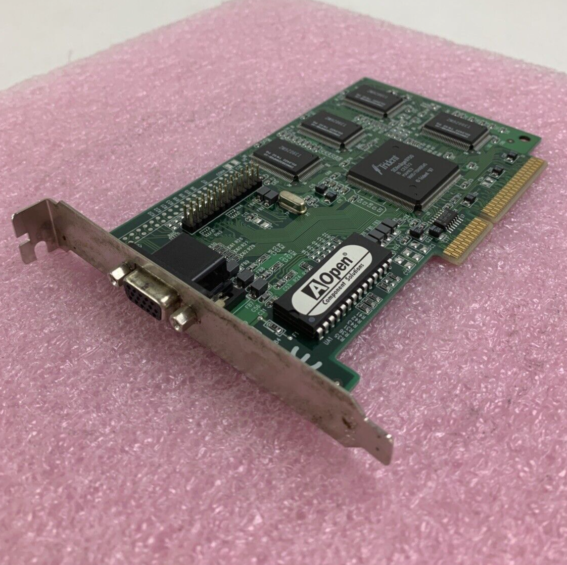 AOPEN Trident 91.AC821.002 3D IMAGE 9750 4 MB AGP VGA Video Card