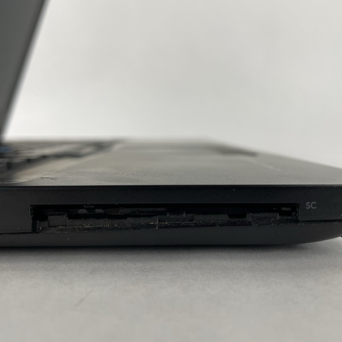 Dell Latitude E5570 15.6" i5-6300U 2.40 GHz 8 GB RAM No SSD/OS/AC - USB9