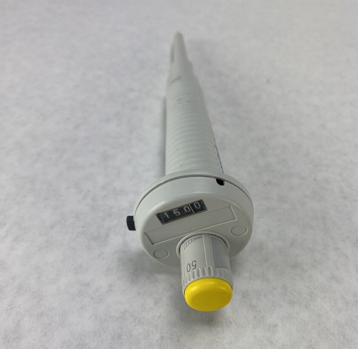 Eppendorf Reference Adjustable Volume Single Channel Pipette 50-200 uL