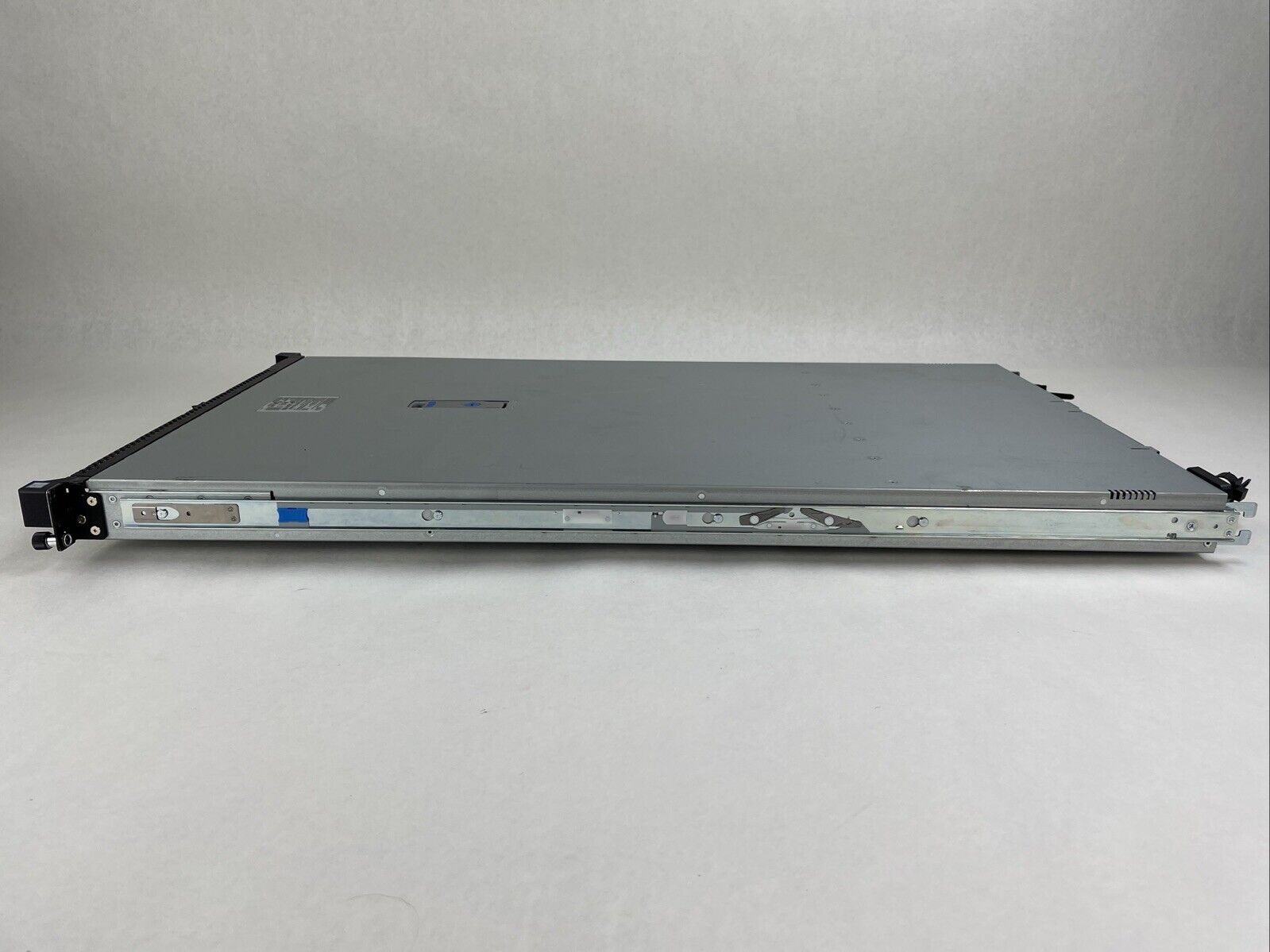Netapp NAF-1703 Server 2x Intel Xeon Gold 5120 2.2GHz 738GB RAM No HDD No OS