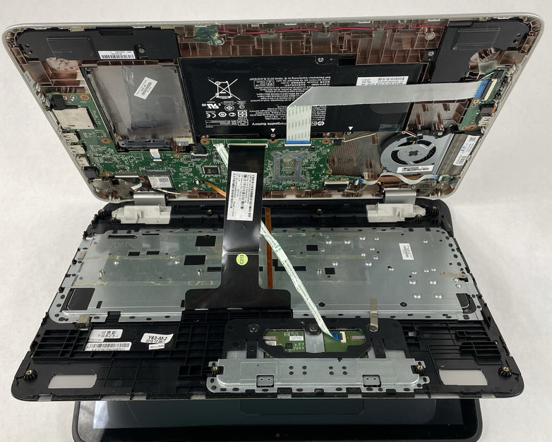 HP ENVY 15-u473cl 15.6" i5-6200U 2.30 GHz 12 GB RAM No SSD/OS/AC