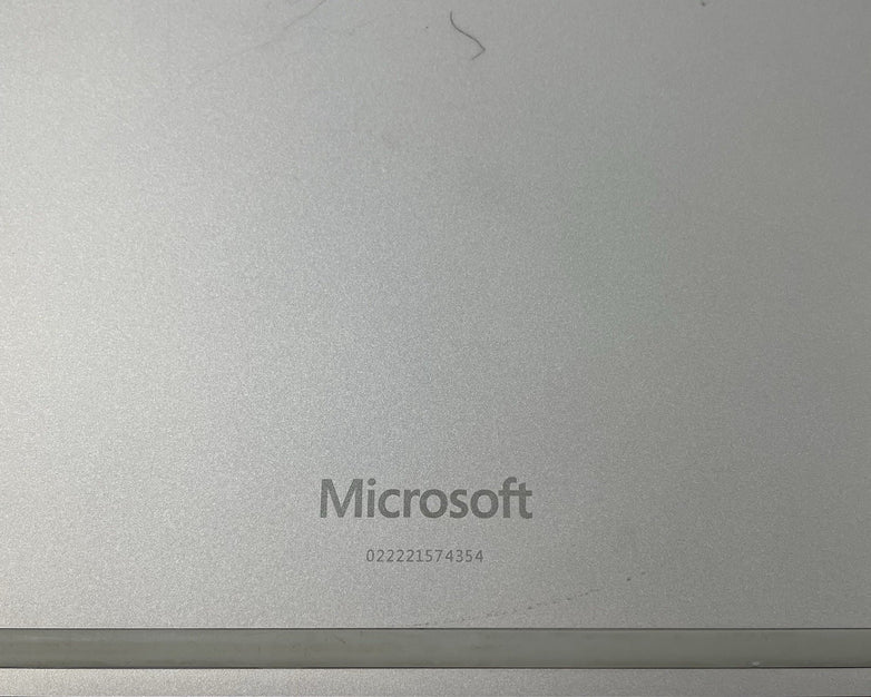 Microsoft Surface Book 2 13.3" i7-8650U 1.90 GHz 8 GB RAM 256 GB SSD Win11