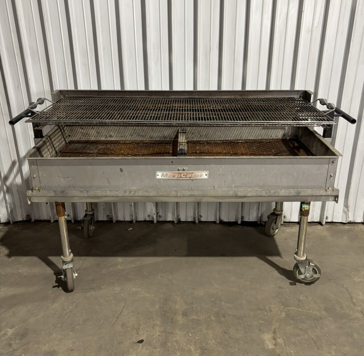 Magicater CG-60 MagiKitch'n Commercial Charcoal Grill Catering 60" x 23"