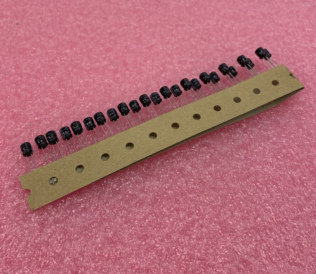 ELNA 16V 22µF Electrolytic Capacitor (Lot of 24)