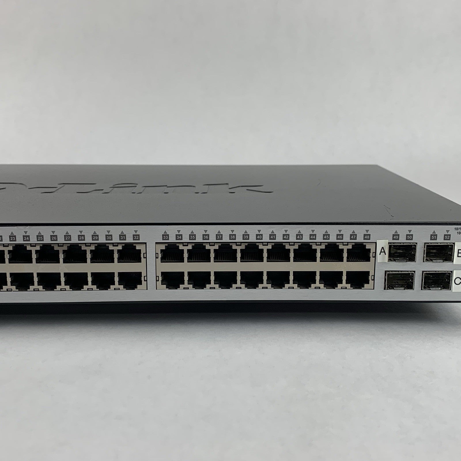 D-Link DGS-1210-52 52-Port Gigabit Smart Managed Web Smart Switch Tested4