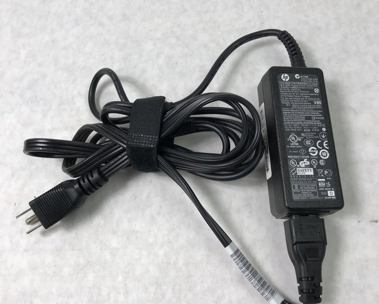 HP 622435-003 Laptop Charger HSTNN-DA18 60Hz 19.5V 2.05A 624502-001 (Lot of 3)