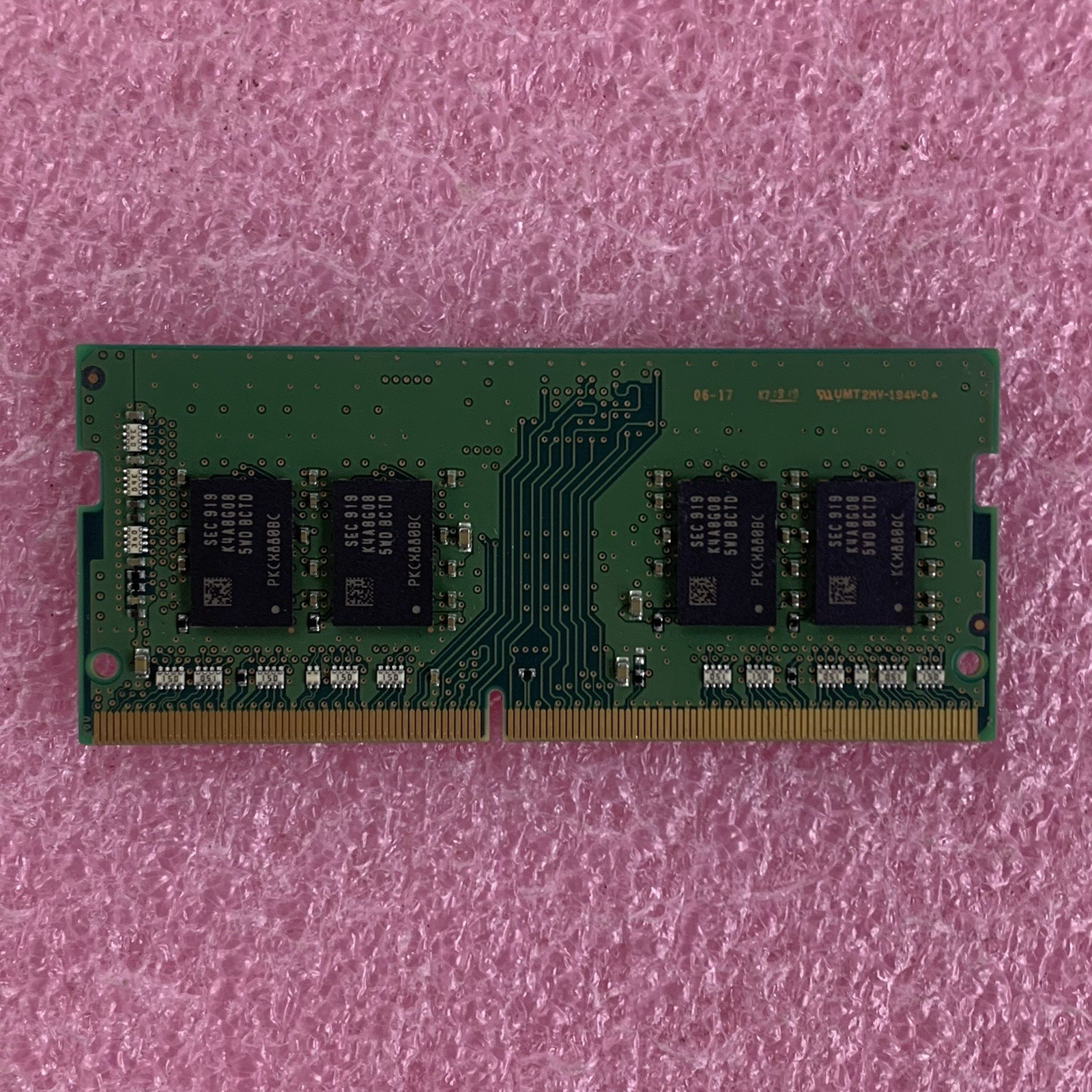 Samsung M471A1K43DB1-CTD  8 GB PC4-21300 DDR4-2666 Laptop Memory Ram5
