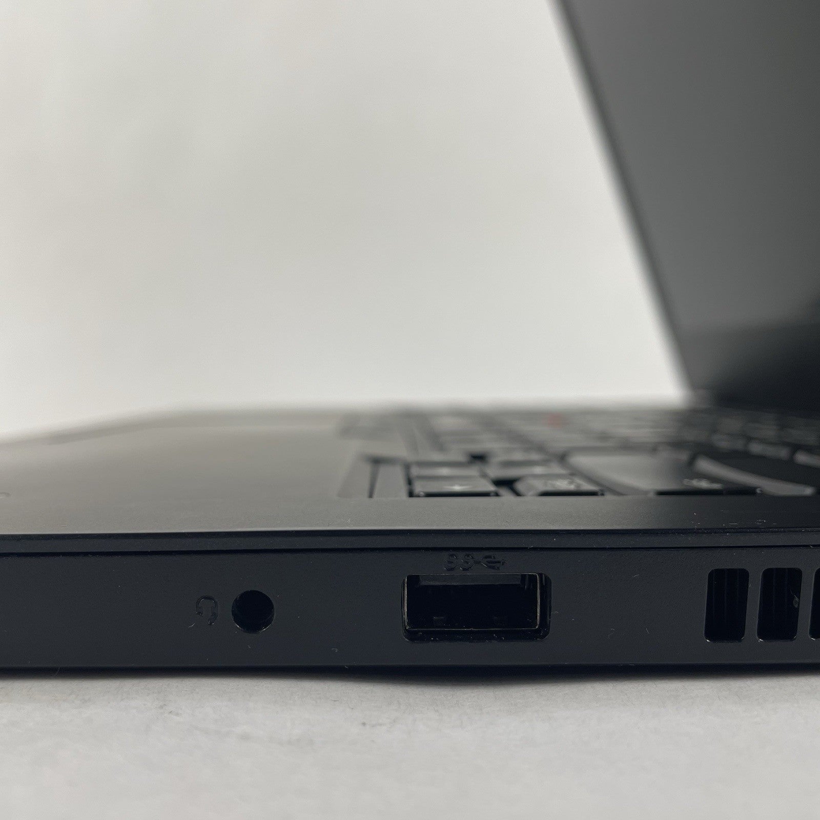Lenovo ThinkPad L14 Gen 1 14" i510210U 1.60GHz 8GB RAM No SSD No OS  READ8