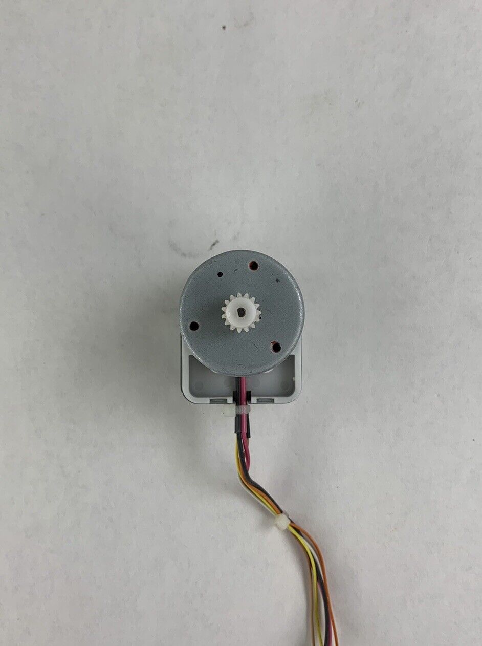 Japan Servo Co DC Motor DME34BEF-109 12 V.DC 3700 r/mln No. 6531
