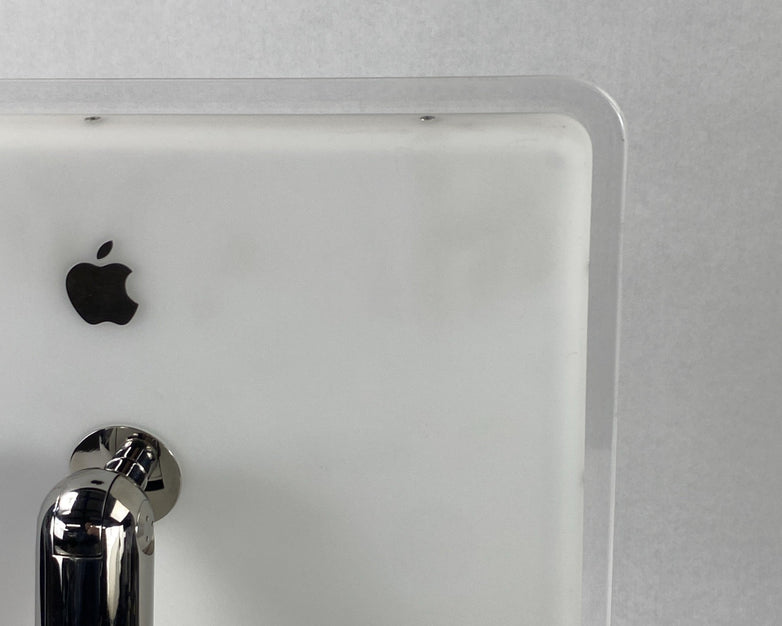 Apple M6498 iMac G4 / 800 15" 2002 PowerPC G4 2.10 GHz 768 MB RAM No HDD No OS