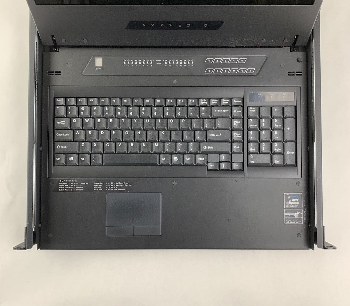 Acnodes MKD6117-0816 Rackmount 17" KVM Console - Tested2