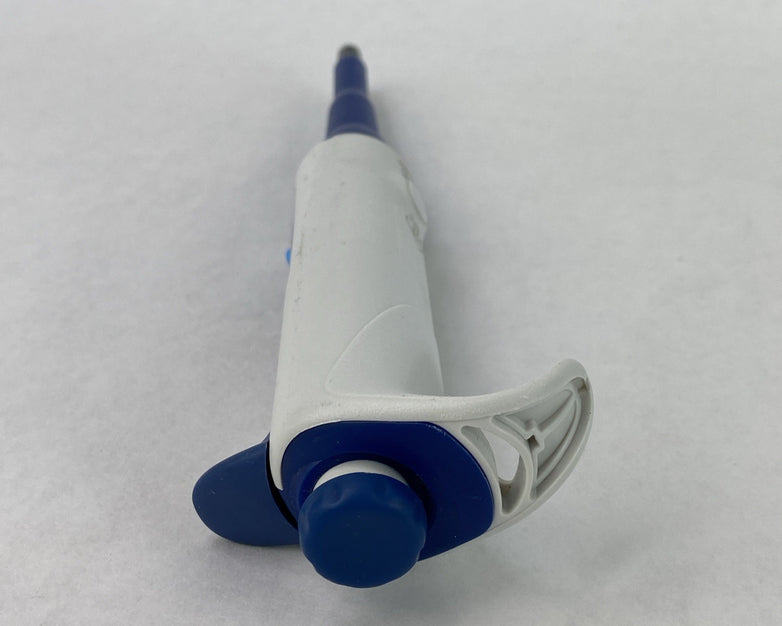 Biohit m1000 100-1000 µL Single Channel Handheld Manual Pipette