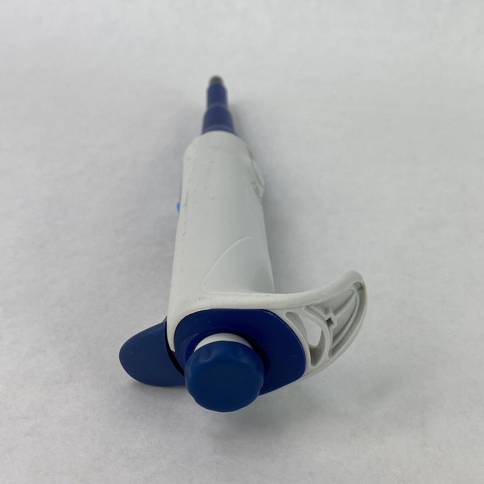 Biohit m1000 100-1000 µL Single Channel Handheld Manual Pipette2