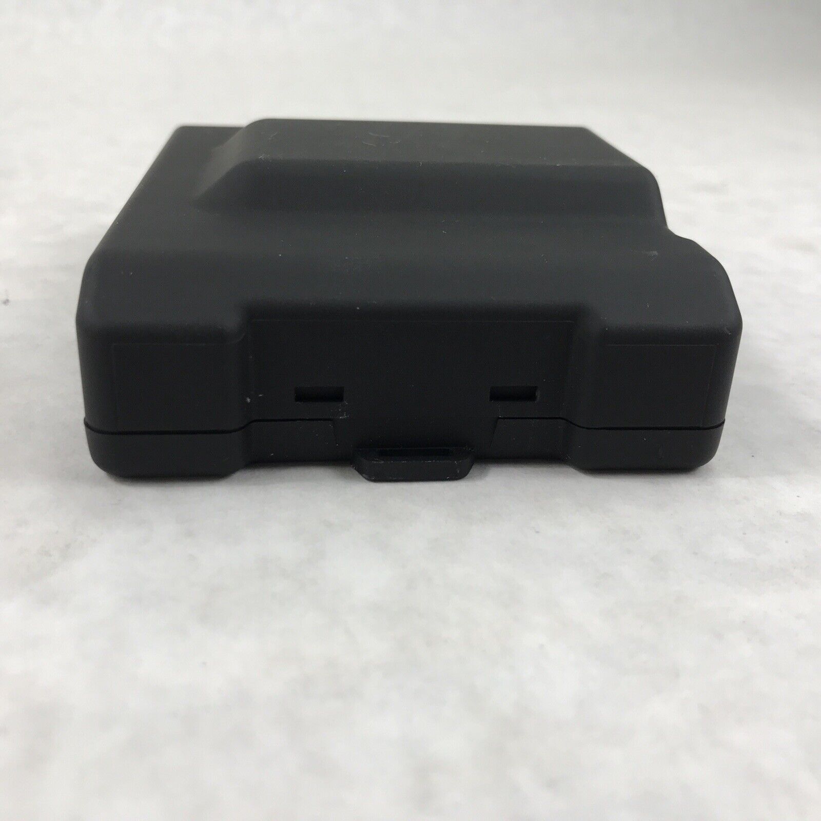 CalAmp LMU-4230 LTE Fleet Management Device UBH0-G1000 W/ Mount