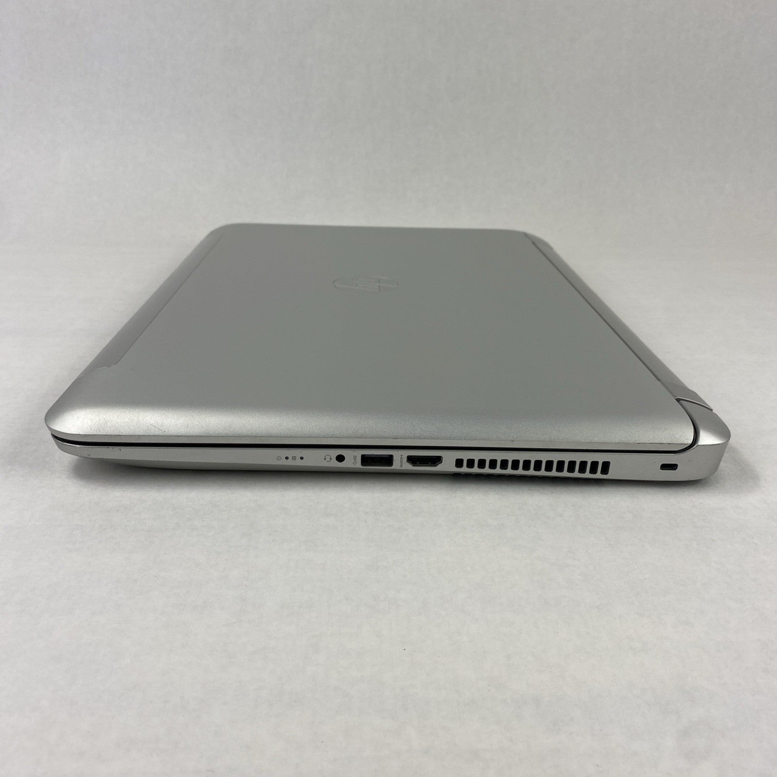 HP Envy NoteBook 17.3" Touch i7-6500U 2.5 GHz 16 GB RAM No Battery No HDD No OS