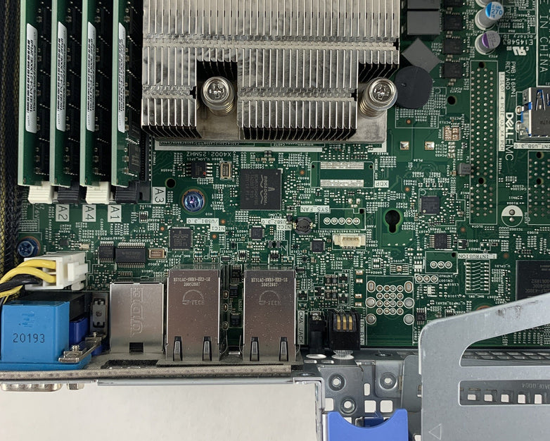 Dell PowerEdge R240 1U Server Xeon E-2246G 3.6 GHz 64 GB DDR4 No OS No HDD Bent