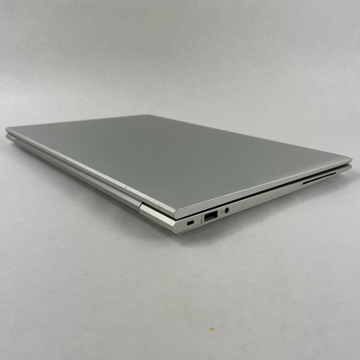HP EliteBook 850 G8 15.6" i7-1185G7 3.00 GHz 8 GB RAM No SSD/OS/AC/Batt12