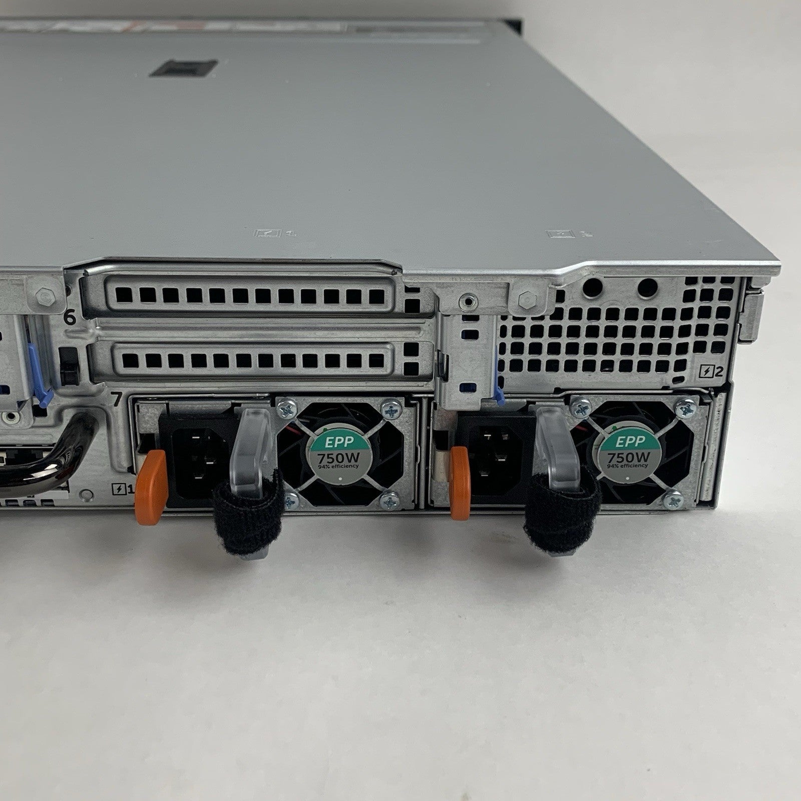 Dell Poweredge R730 2U Server 1x Intel E5-2640V3 2.6 GHz 64 GB Ram No OS No HDD10