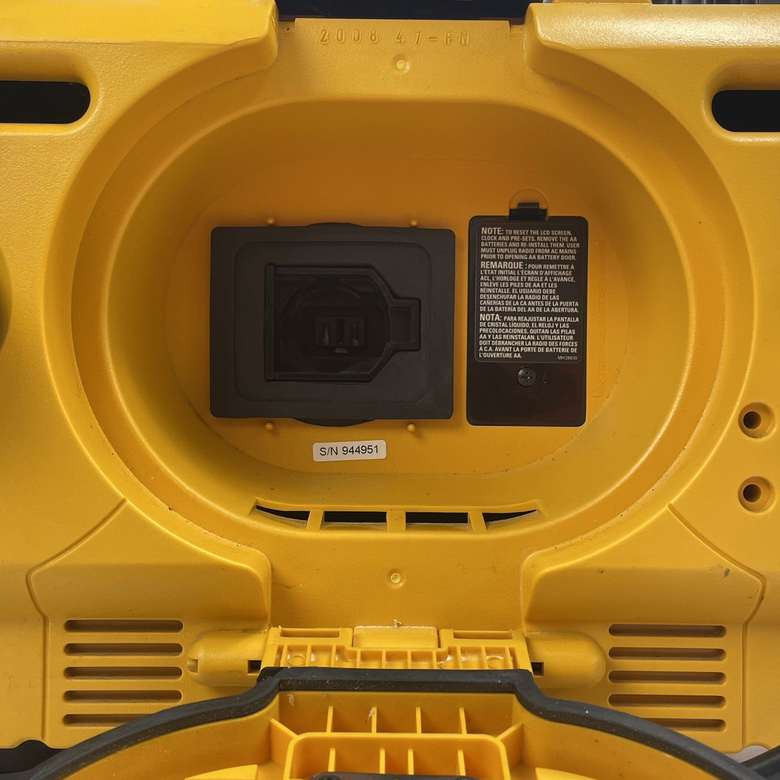 DeWalt DC011 Boombox Tested