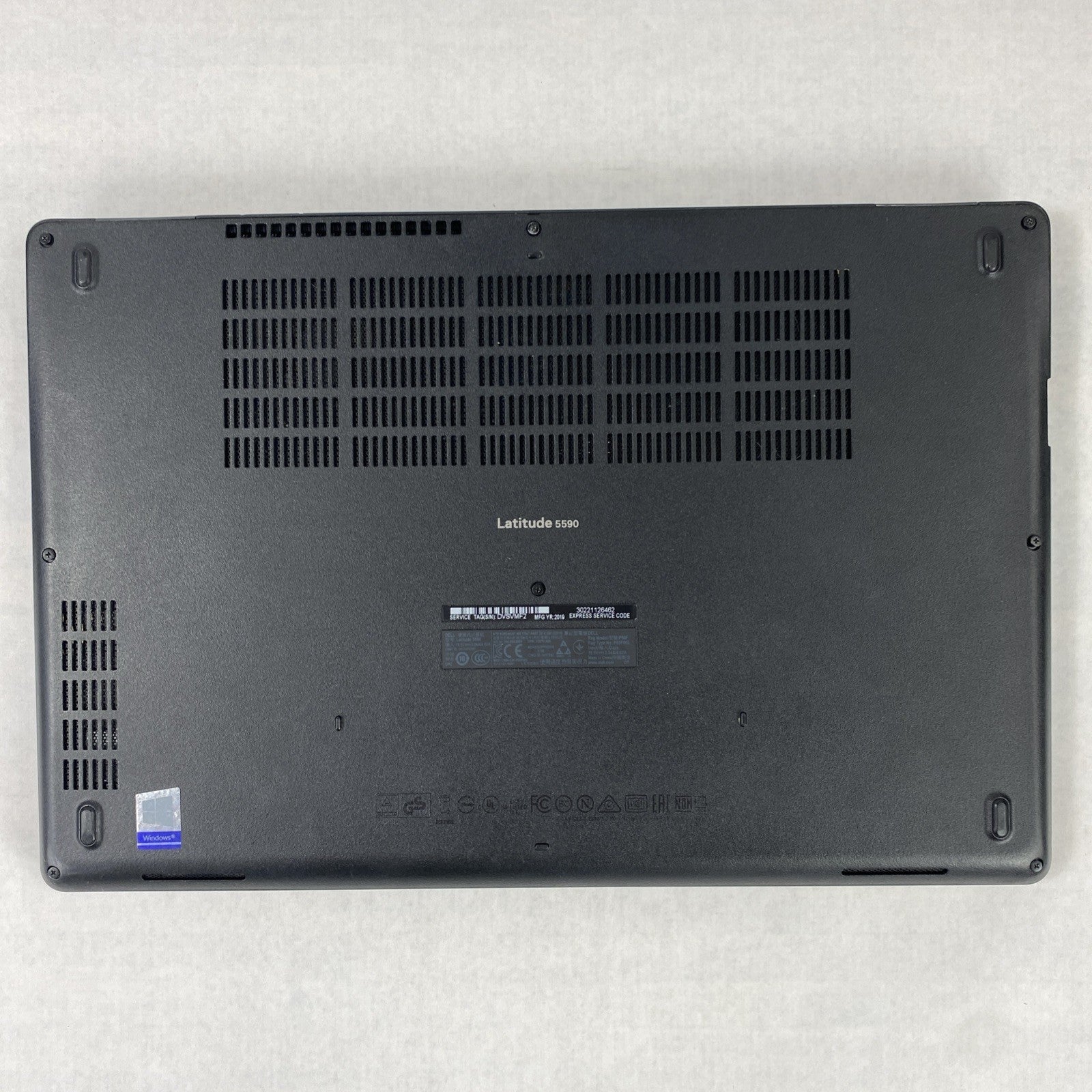 Dell Latitude 5590 Core i7-8650U 1.90 GHz 8GB RAM 15.6" No HDD No OS