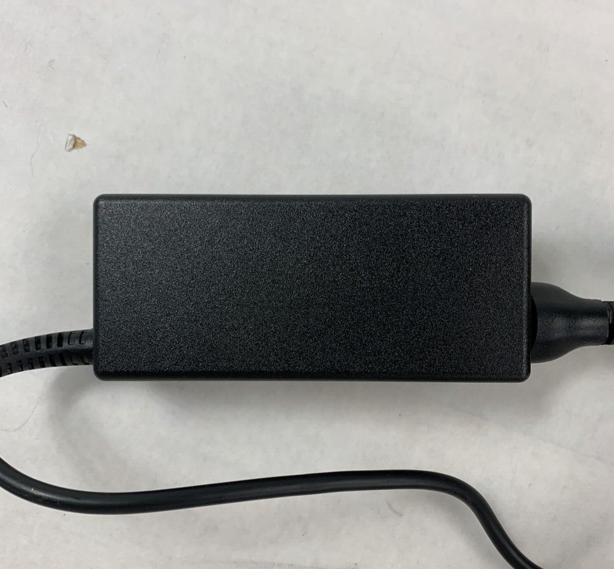 Lot of 10 HP PPP019L-S 65W AC DC Adapter Charger