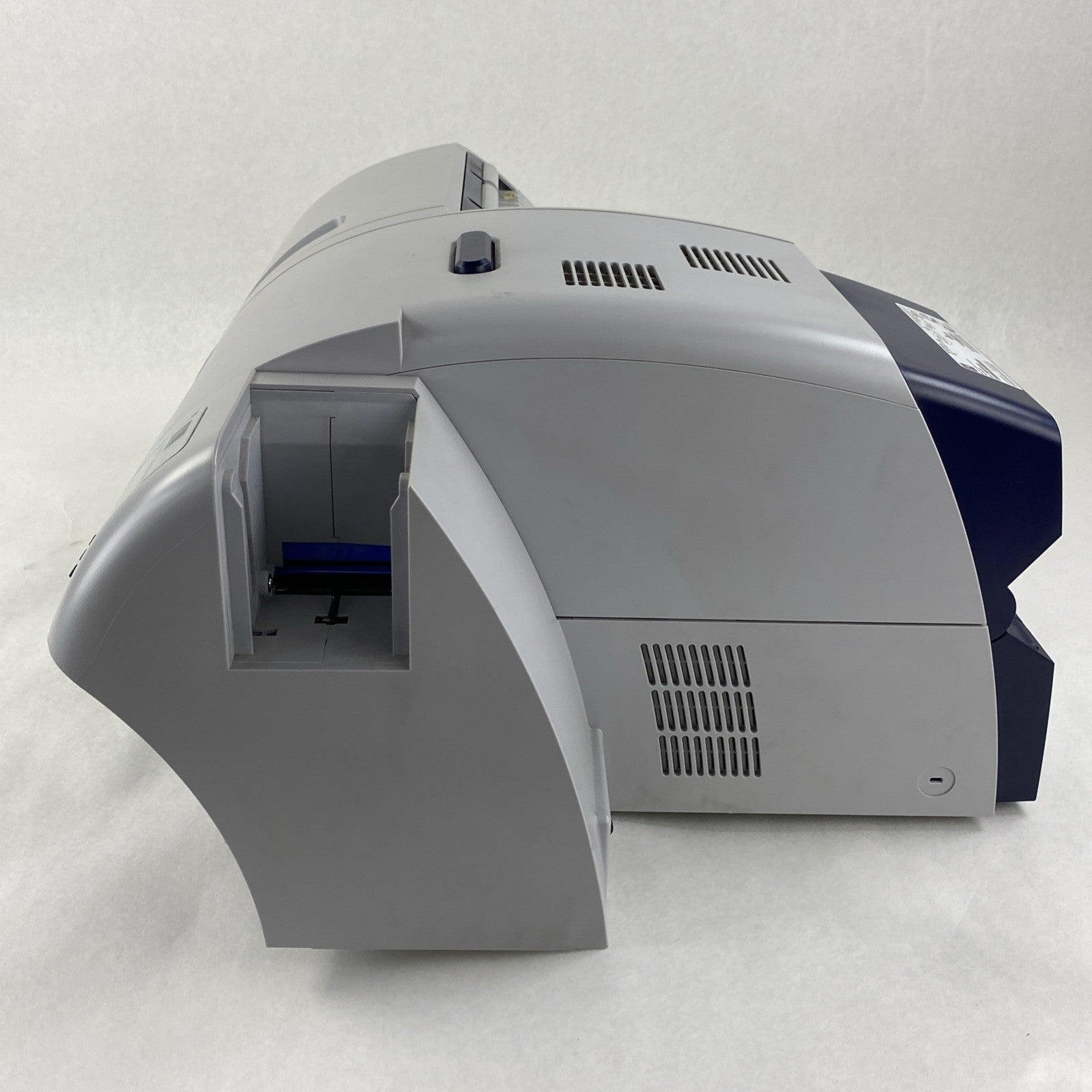 Zebra ZXP Series 8 Dual-Sided Retransfer ID Card Printer14
