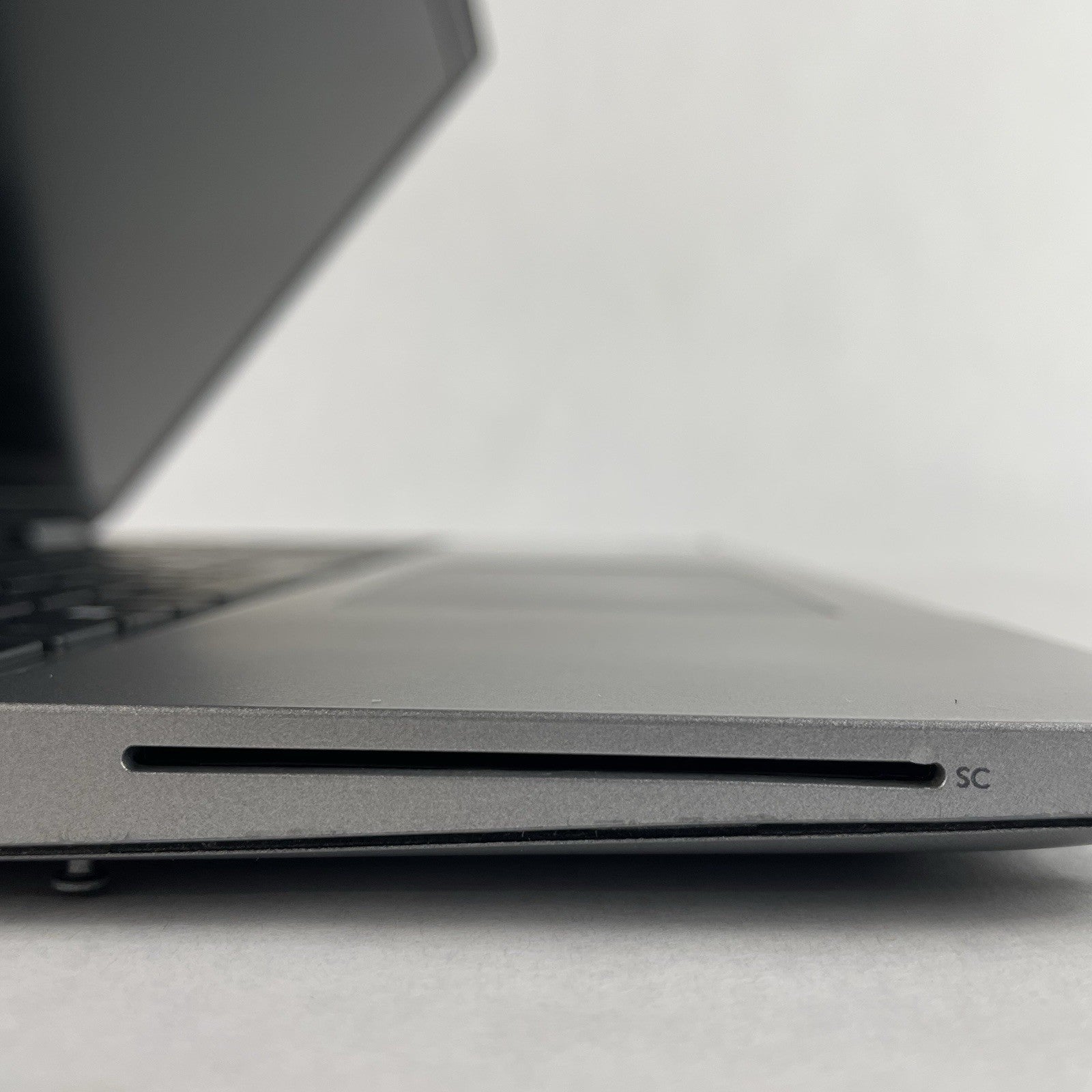 Dell Latitude 5520 15.6" i5-1145G7 2.60 GHz 16 GB RAM No SSD/OS/AC/Batt - READ6