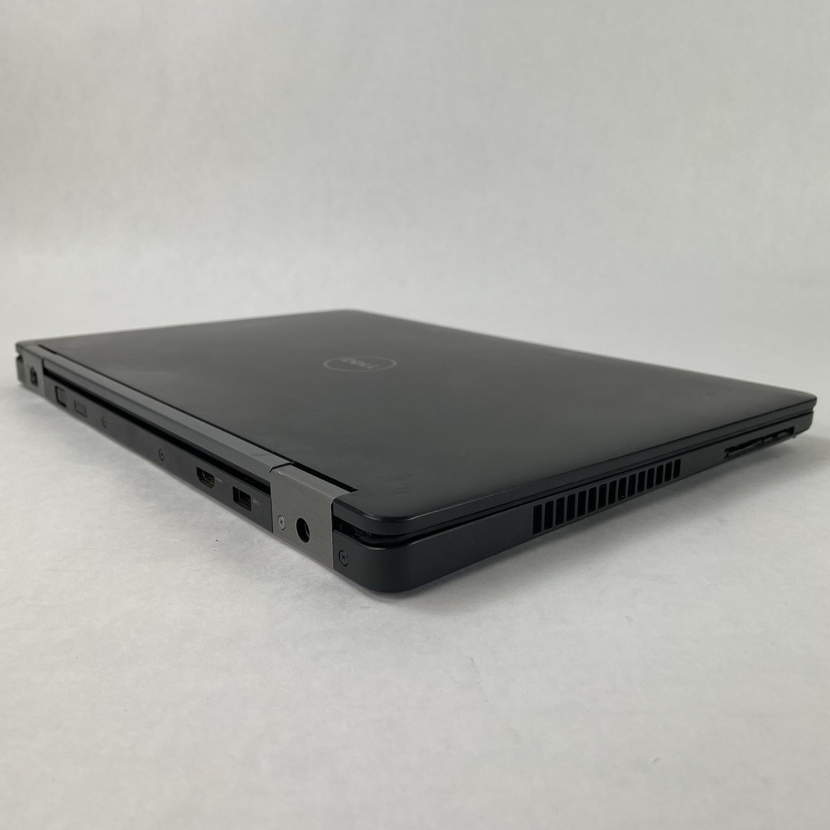 Dell Latitude E5570 15.6" i5-6300U 2.40 GHz 8 GB RAM No SSD/OS/AC - USB17