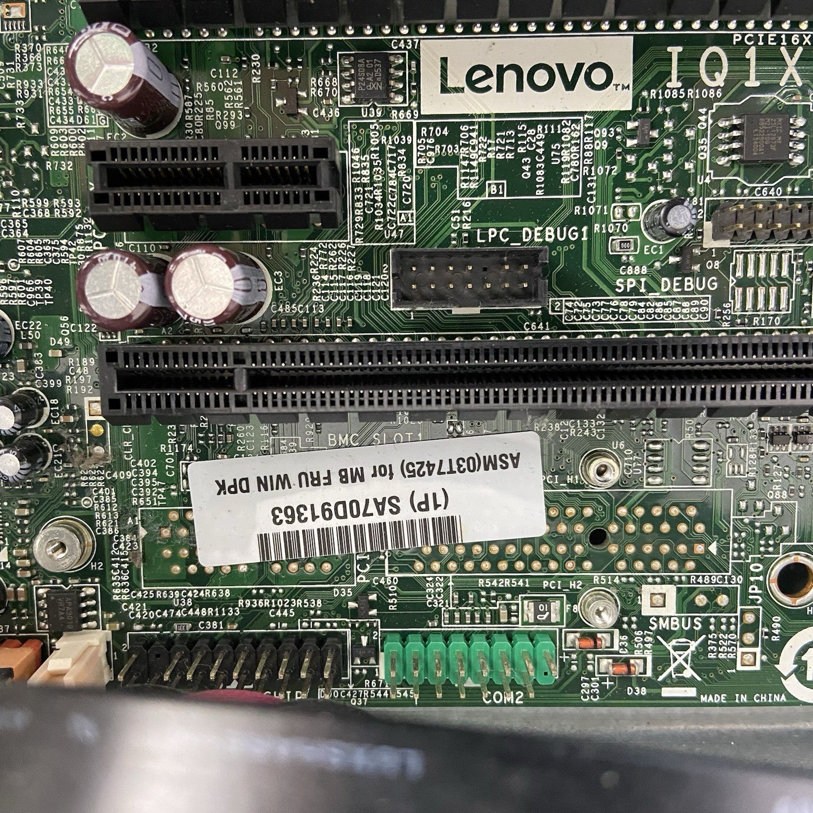 Lenovo ThinkCentre M900 SFF Intel Core i5-6500 3.2GHz 8GB RAM No HDD No OS9