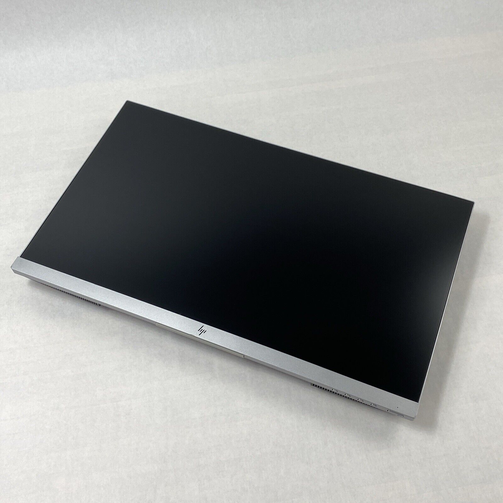 HP EliteDisplay E233 23" Monitor 1920 x 1080 LCD FHD USB3.0 HDMI DP VGA Grade B
