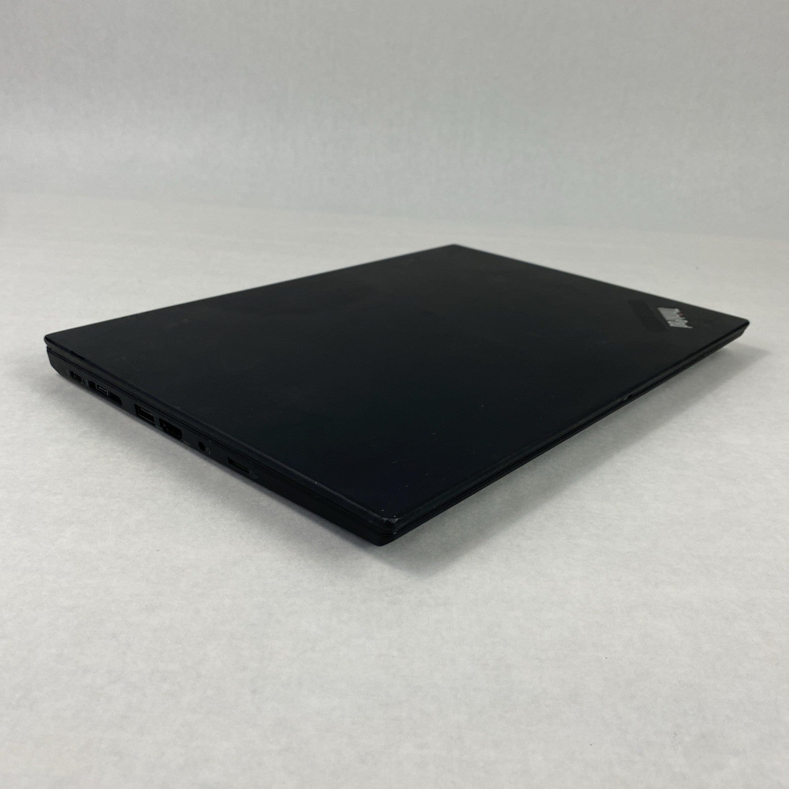 Lenovo ThinkPad T490 Core i5-8365U 1.60 GHz 8 GB RAM 14" No Battery No HDD No OS