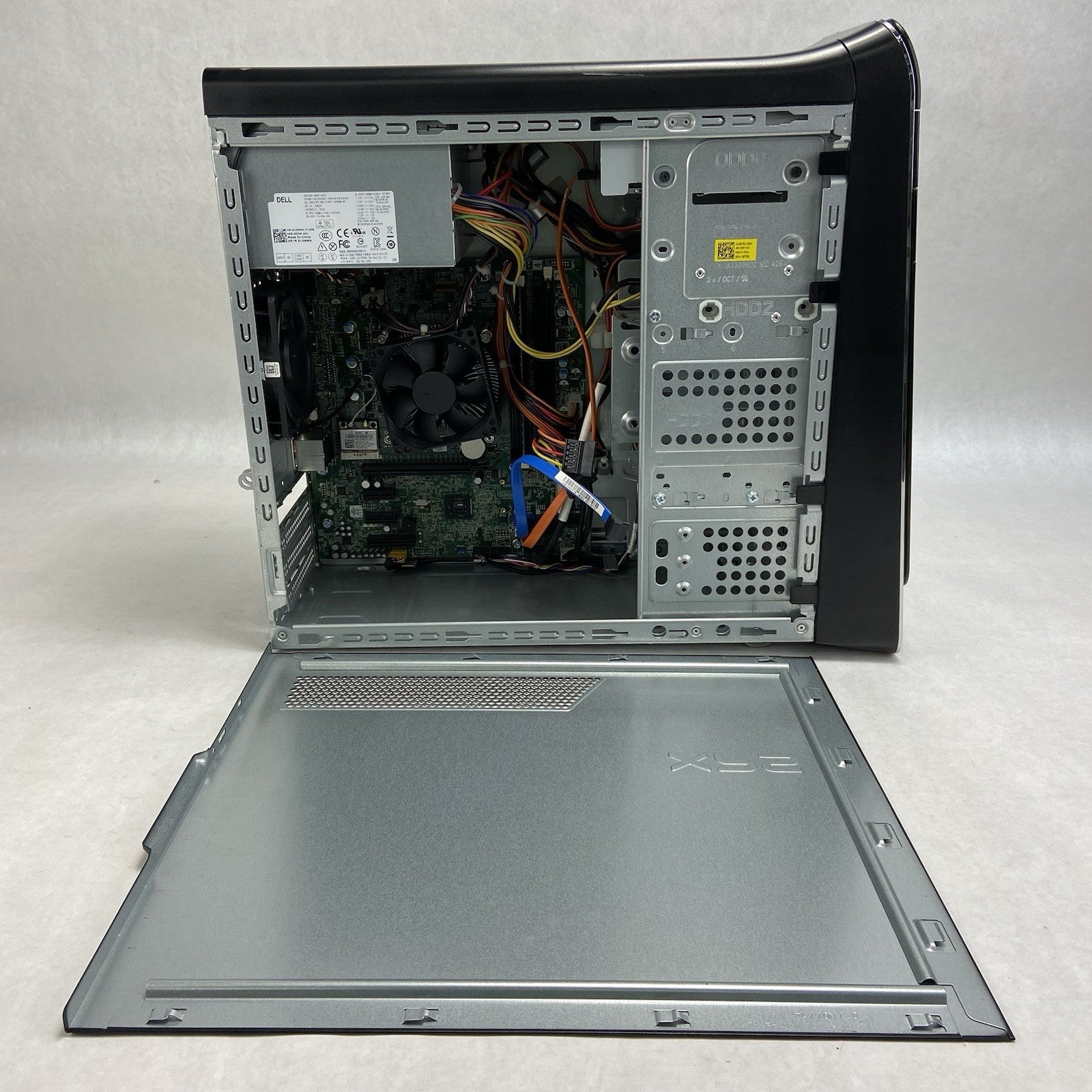Dell XPS 8700 MT Intel Core i7-4790 3.6GHz 4GB RAM No HDD No OS8