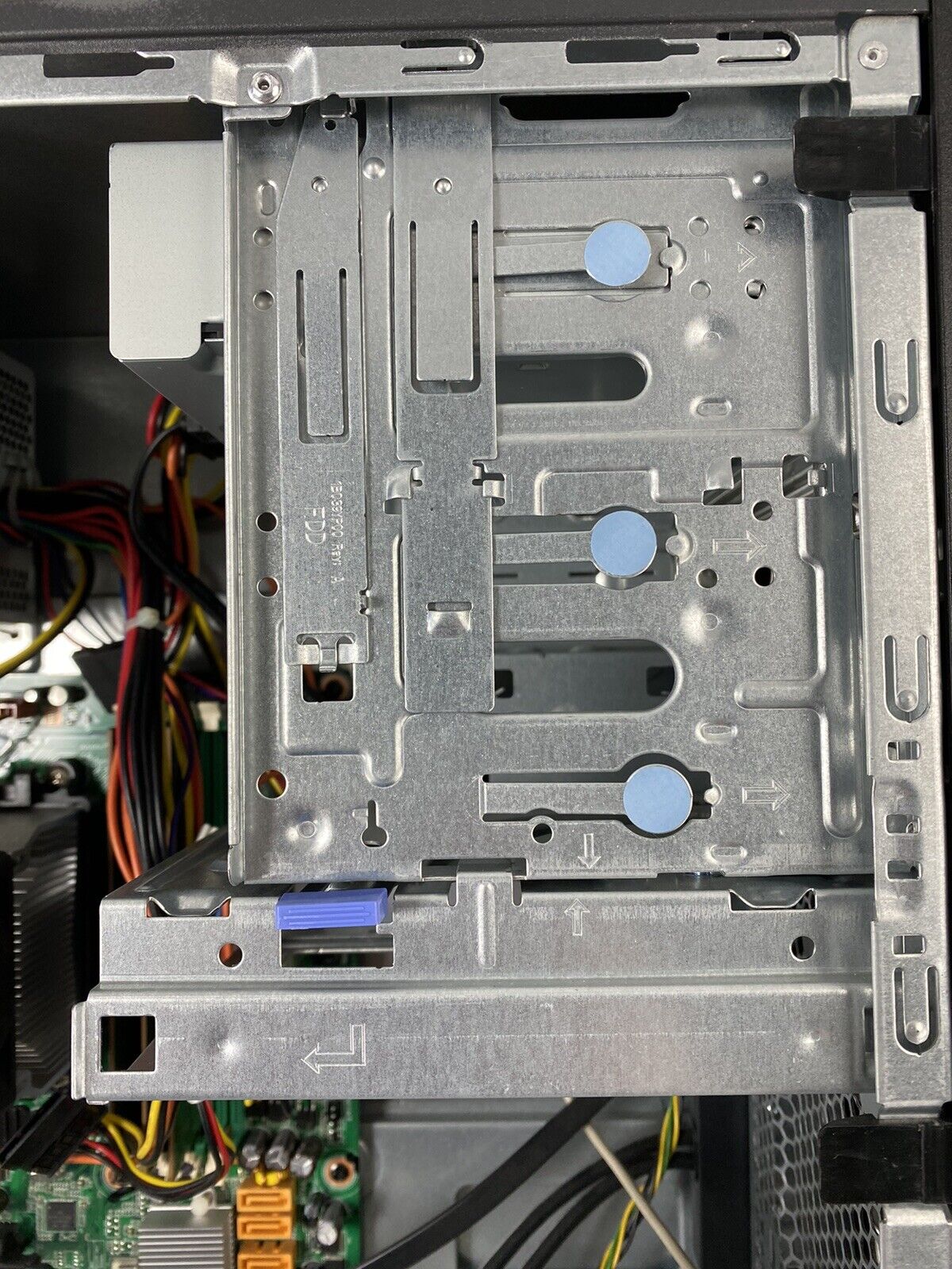 Lenovo ThinkCentre AG2 MT AMD Phenom 860B 2.30GHz 3GB RAM No HDD No OS