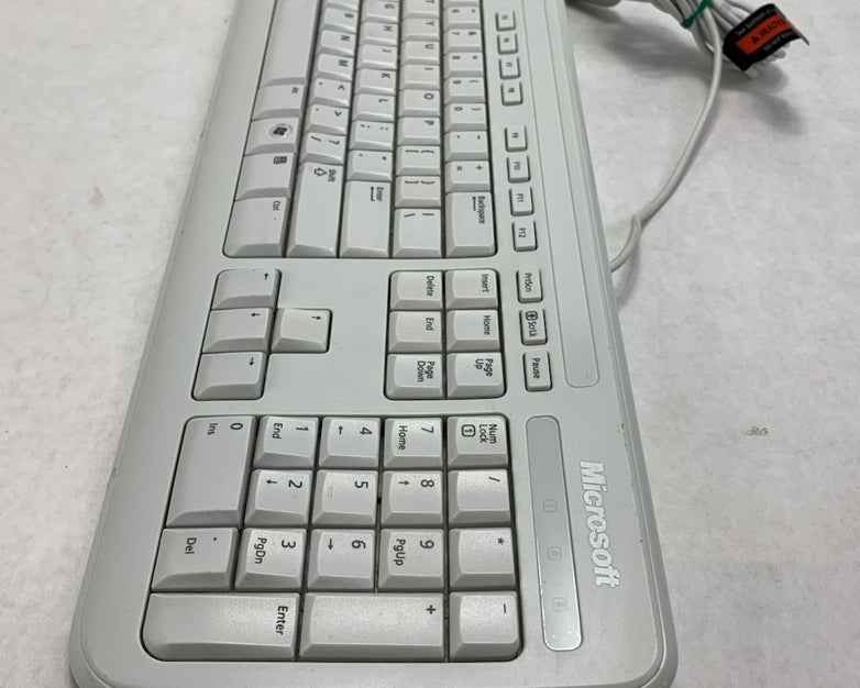 Microsoft 1366 Wired Keyboard 400 v1.0 USB-Wired Keyboard