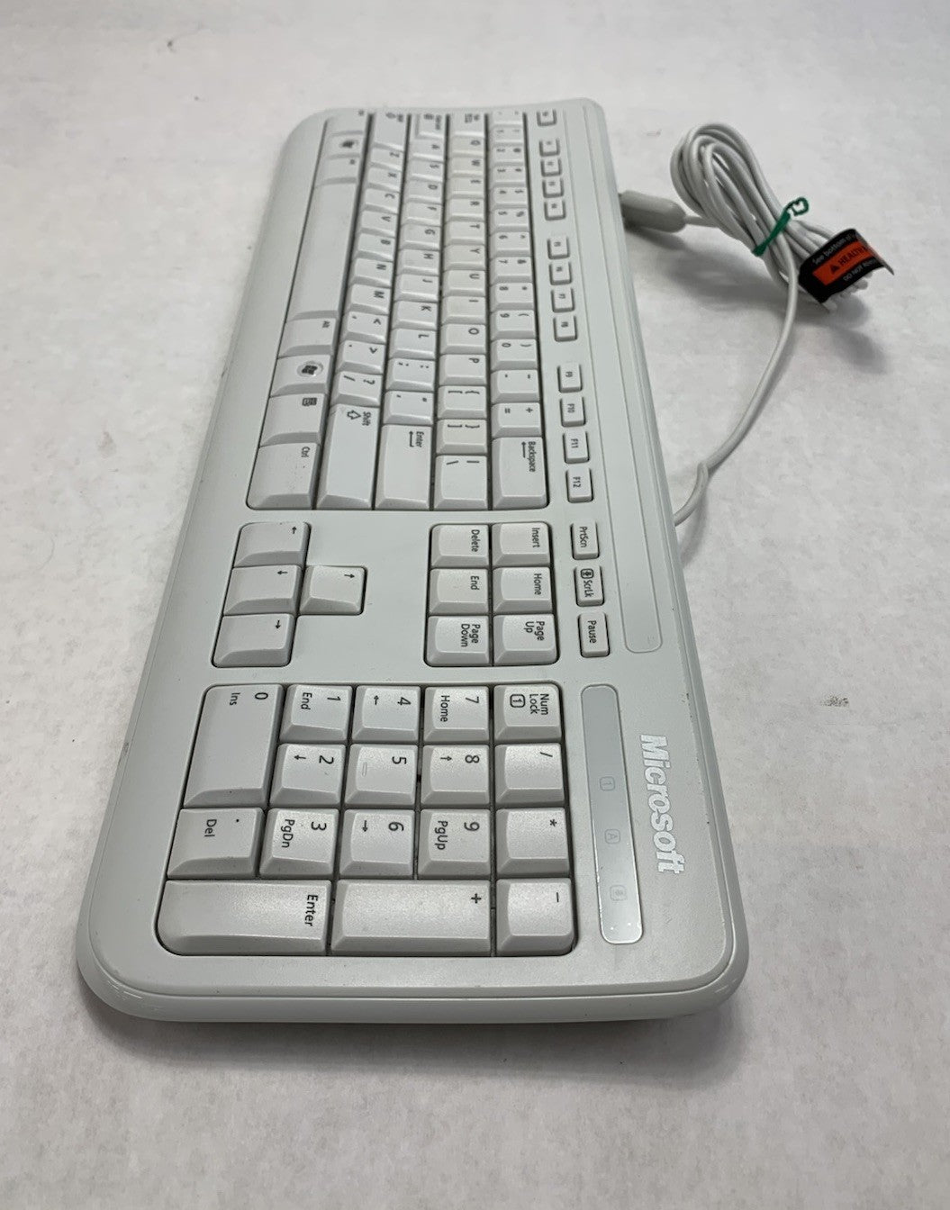 Microsoft 1366 Wired Keyboard 400 v1.0 USB-Wired Keyboard2