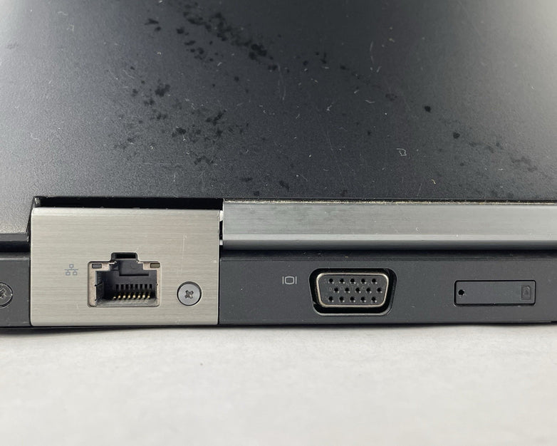 Dell Latitude E5570 15.6" i5-6200U 2.30 GHz 8 GB RAM No SSD/OS/AC