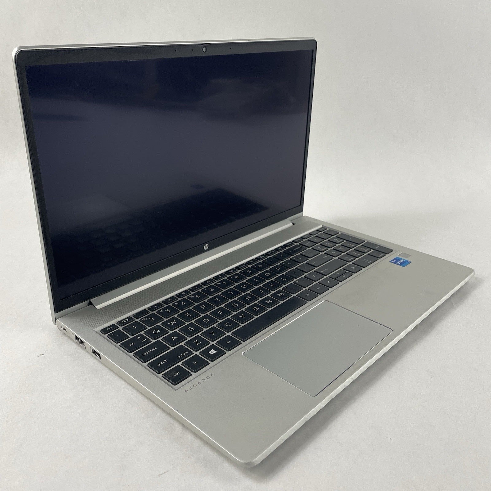 HP ProBook 450 G8 15.6" i5-1135G7 2.40 GHz 8 GB RAM No SSD/OS/AC0