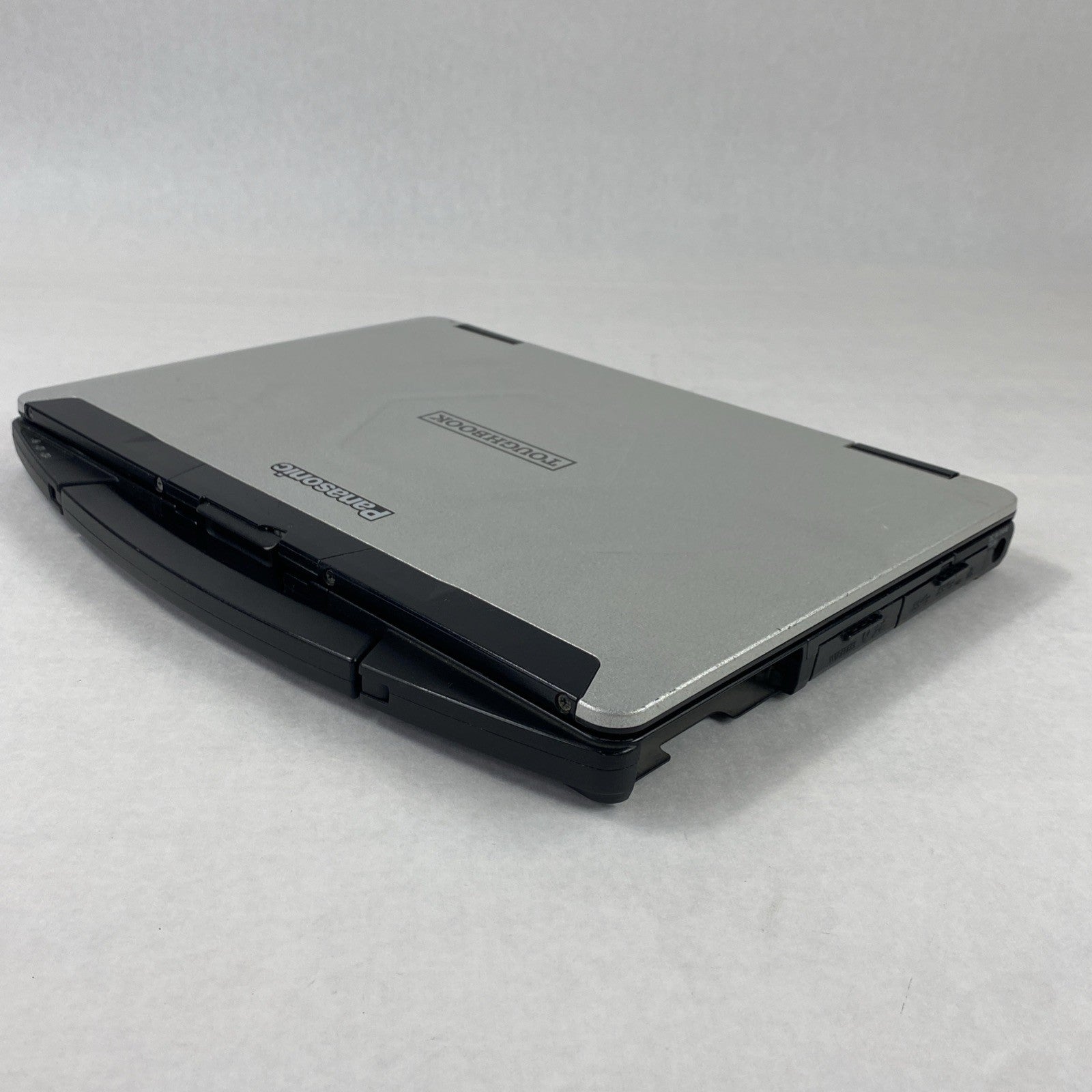 Panasonic Toughbook CF-54 14" Touch i5-6300U 2.4GHz 8GB RAM No Battery No HDD/OS