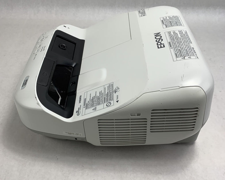 Epson H599A BrightLink 595Wi LCD Lamp Projector 565 Lamp Hours No Remote