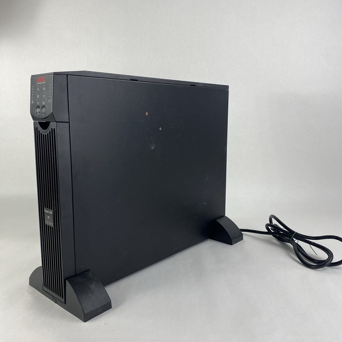 APC SURTA1500XL Tower Smart UPS RT 1500 1500VA 1050 W 6 Outlets - Tested0