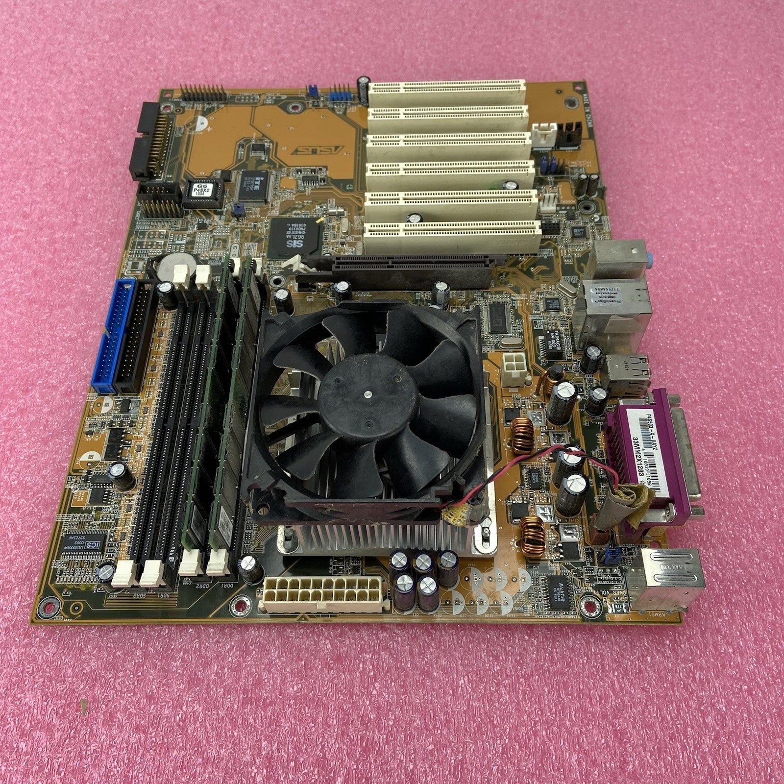 ASUS P4S533-X Motherboard Intel Pentium 4 2.2GHz 1GB RAM No IO Shield3