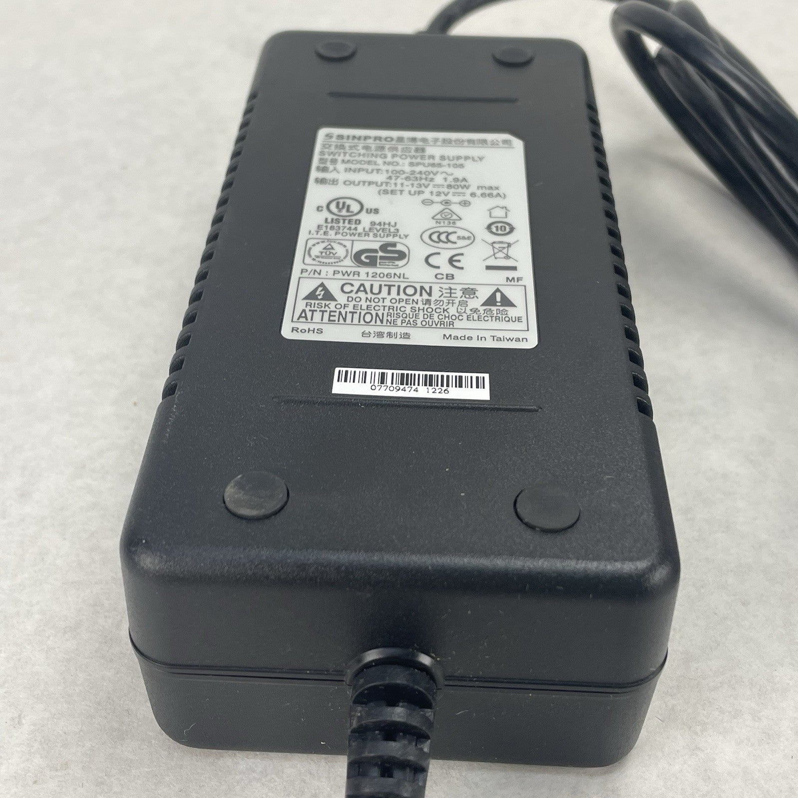 SINPRO SPU65-105 Power Supply Adapter 12V 5.41A VSX 3000 2-Pin Molex4